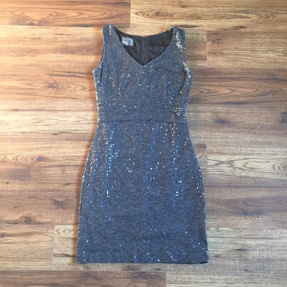 Muse Dresses & Skirts - Muse women’s size 10 sparkly grey dress